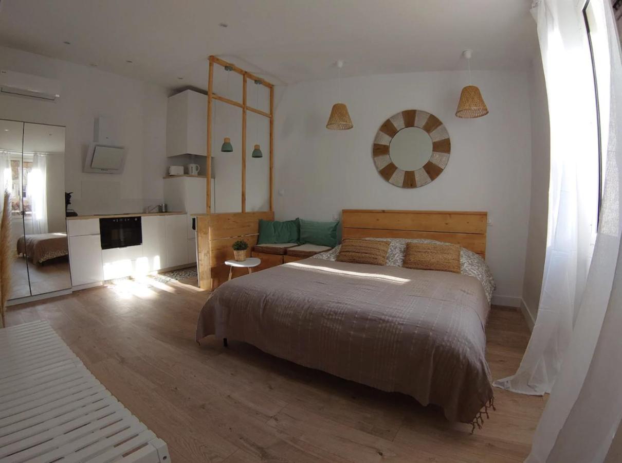 Studio Petite Canaille Каси Екстериор снимка